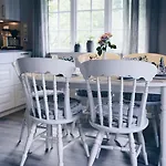 Dalhus - House With Jacuzzi * Norddal