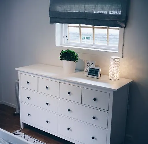 펜션 Dalhus - House With Jacuzzi *